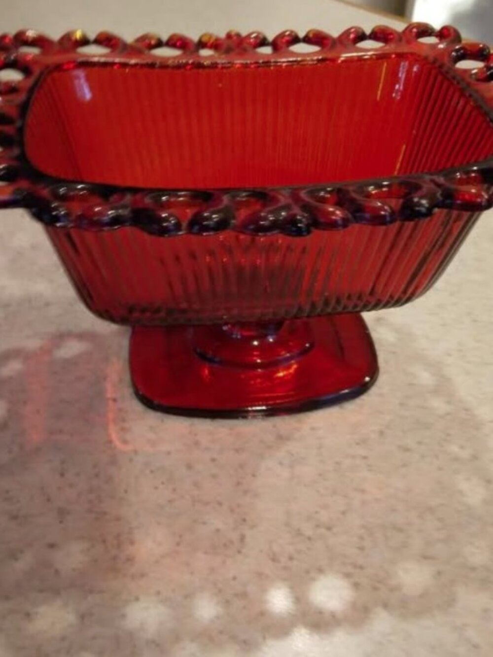 Pedestal Dish